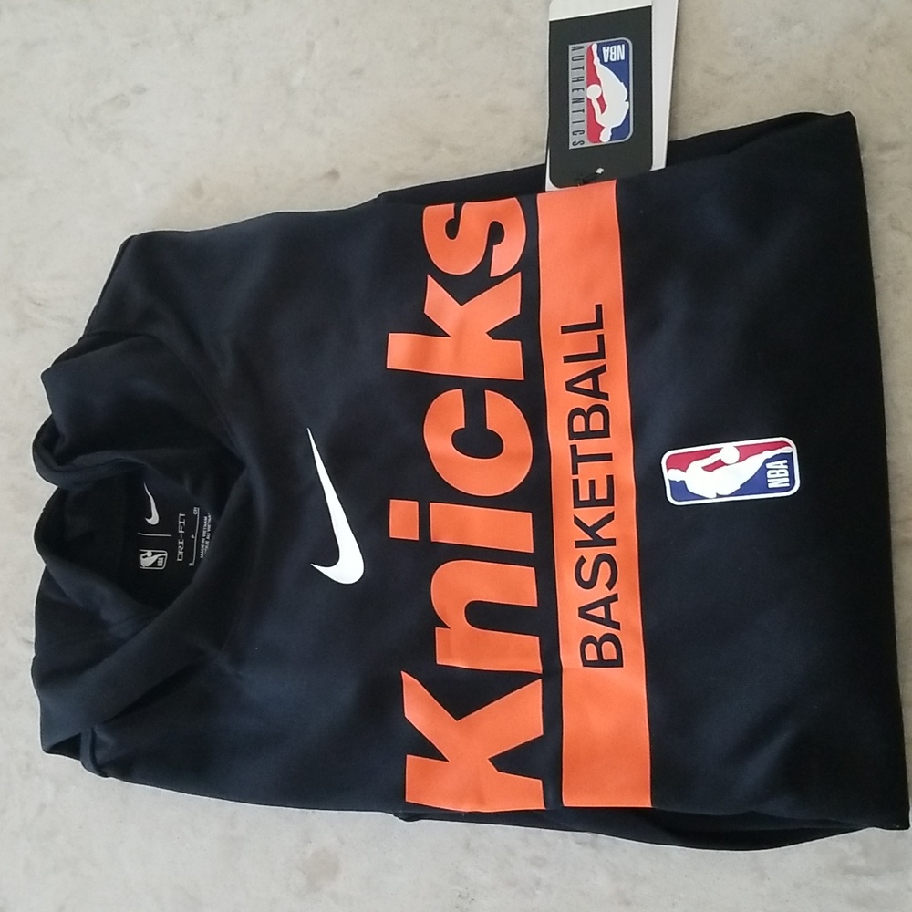 Men’s KNICKS Pullover (NWT)